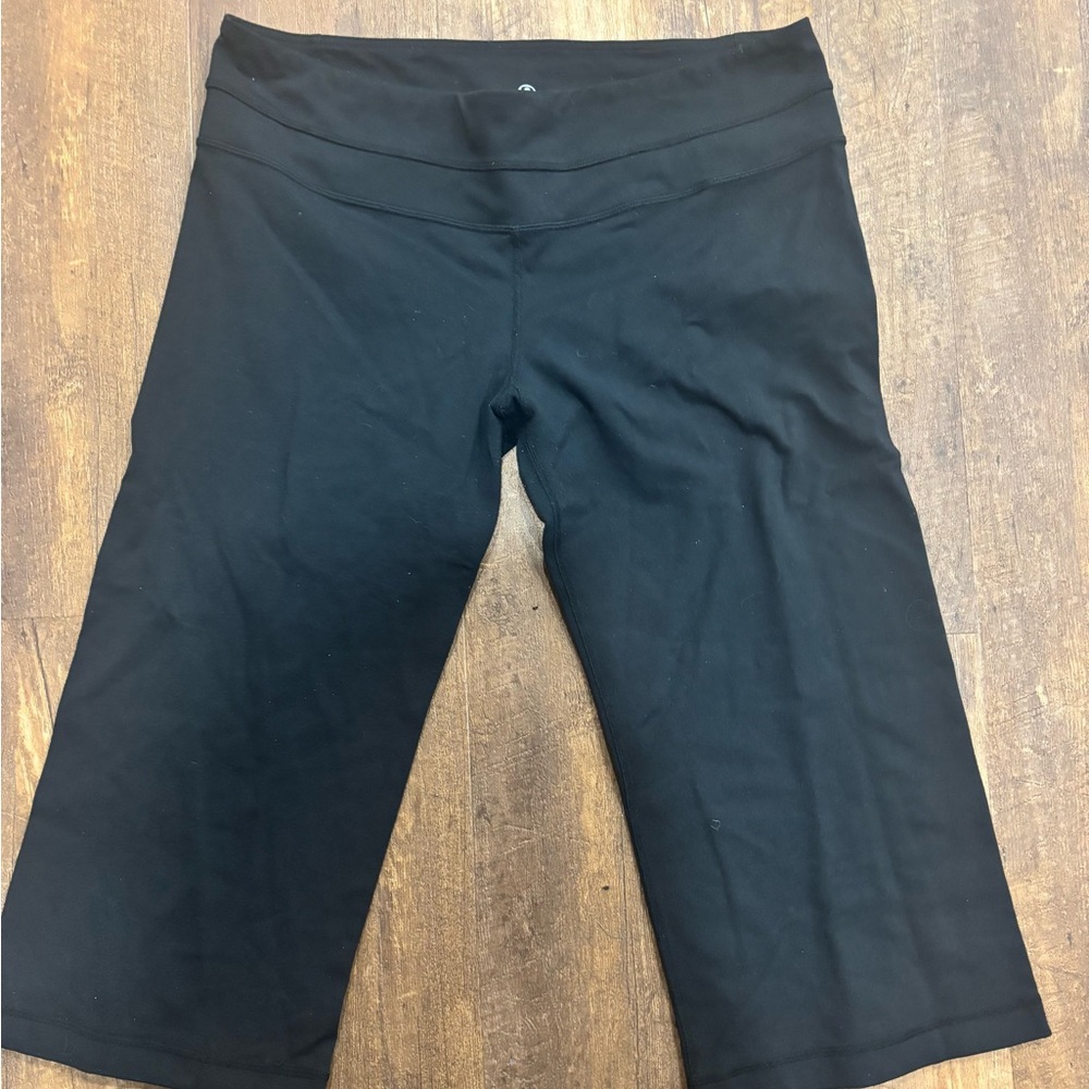 lululemon athletica Black Capris